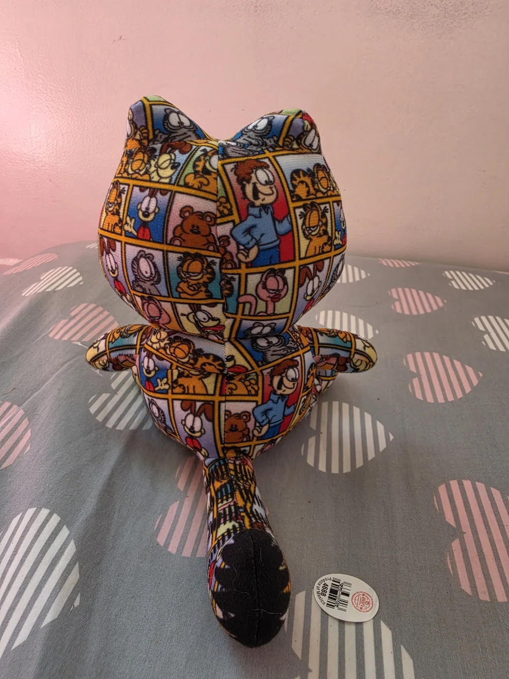 Comic-Panel Yellow Plush Cat Toy for Cats